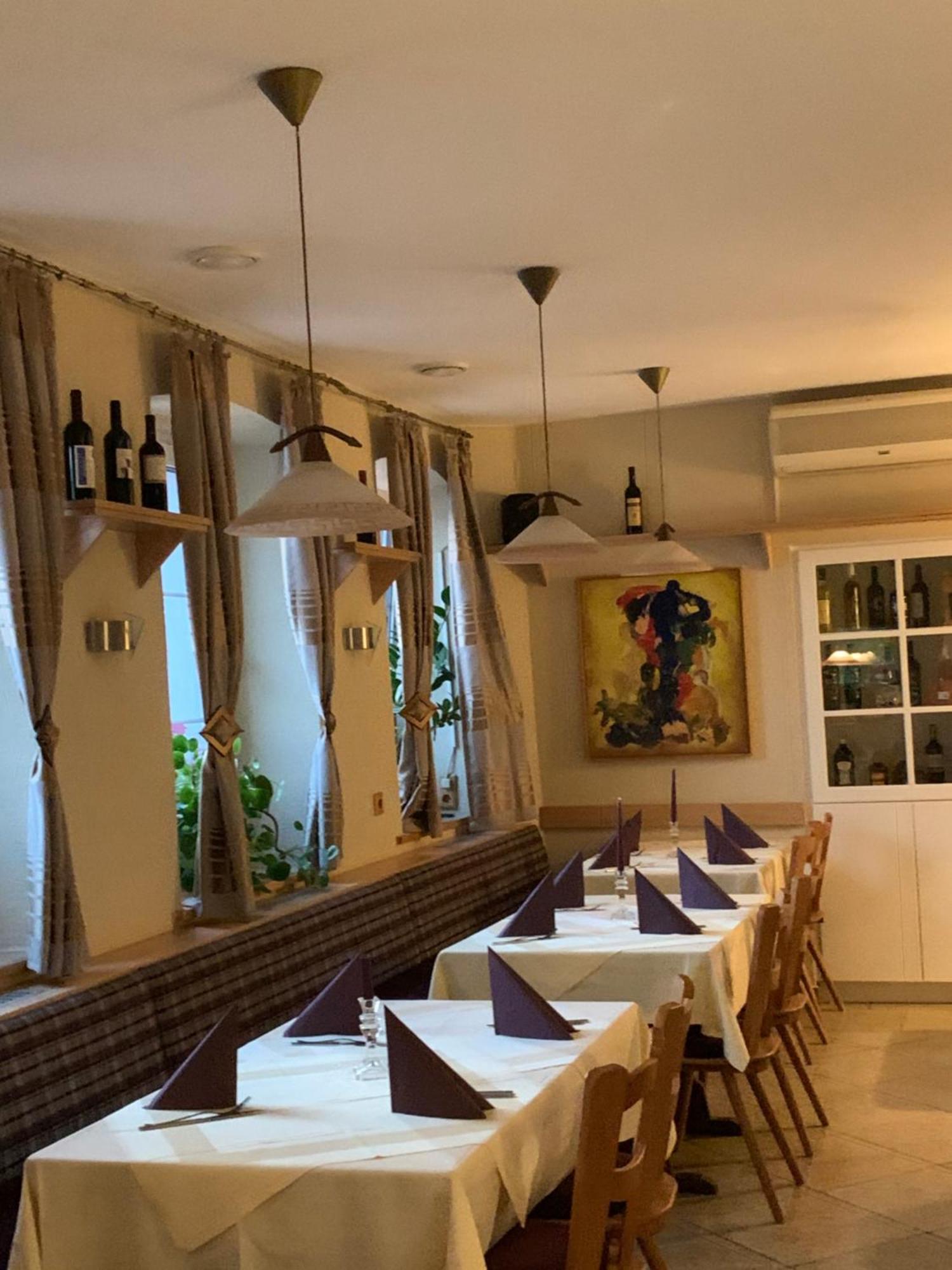Hotel Pizzeria Da Beni Kochersteinsfeld Exterior foto